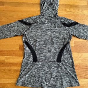 Gap Fit hooded sweatshirt grey white